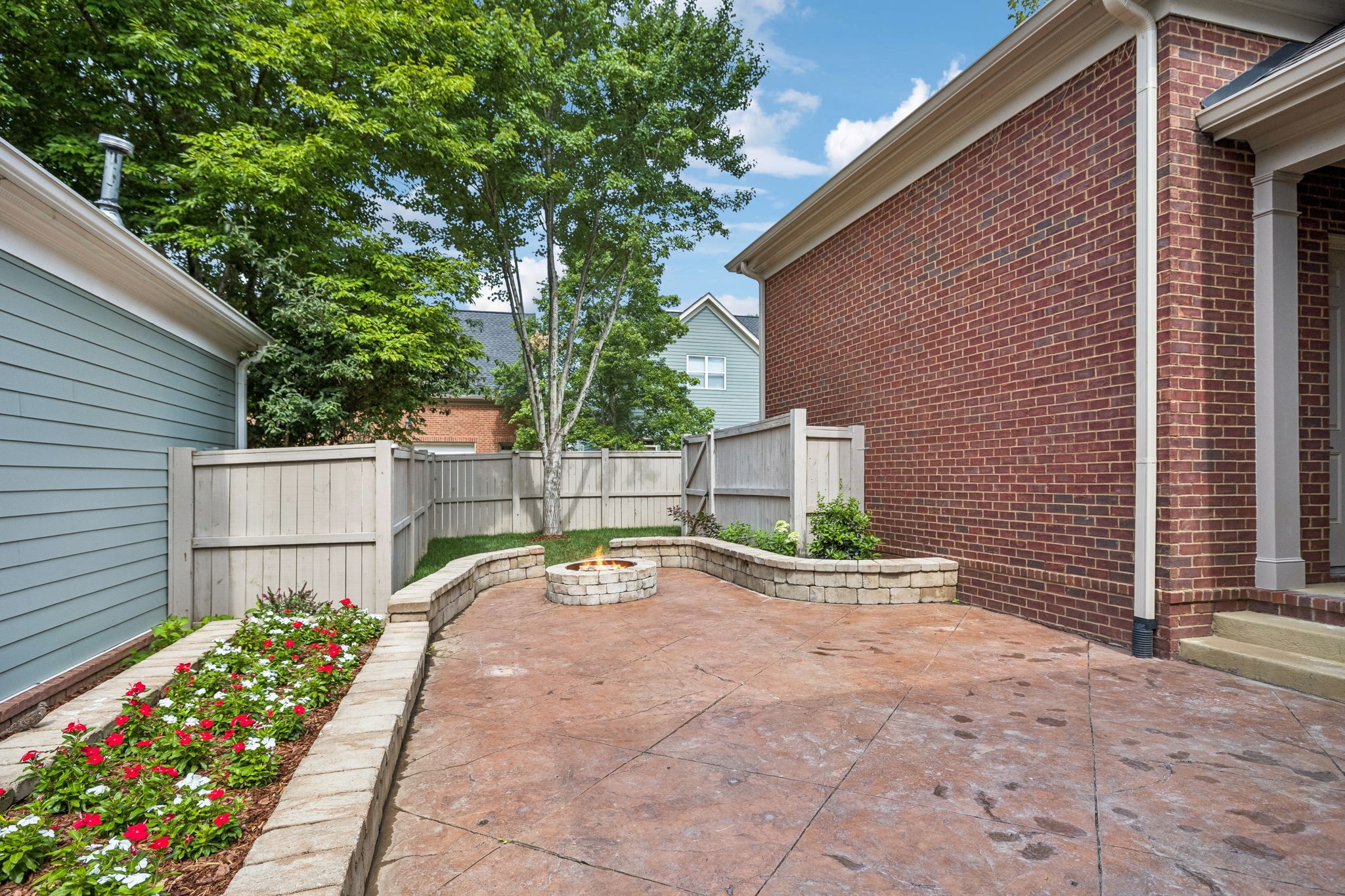 321 Starling Ln