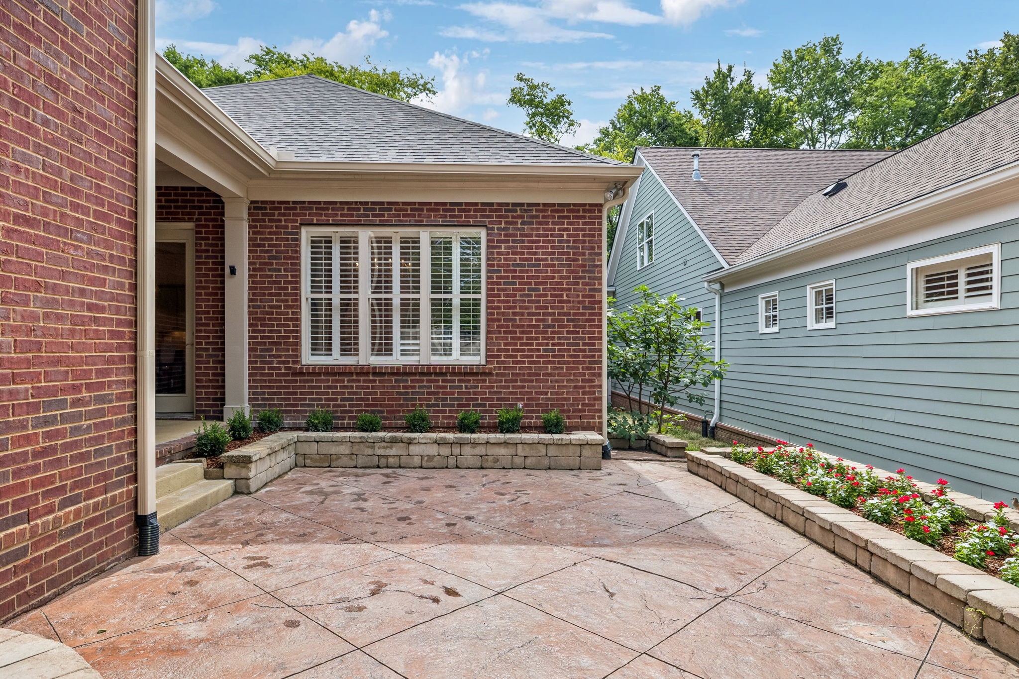 321 Starling Ln