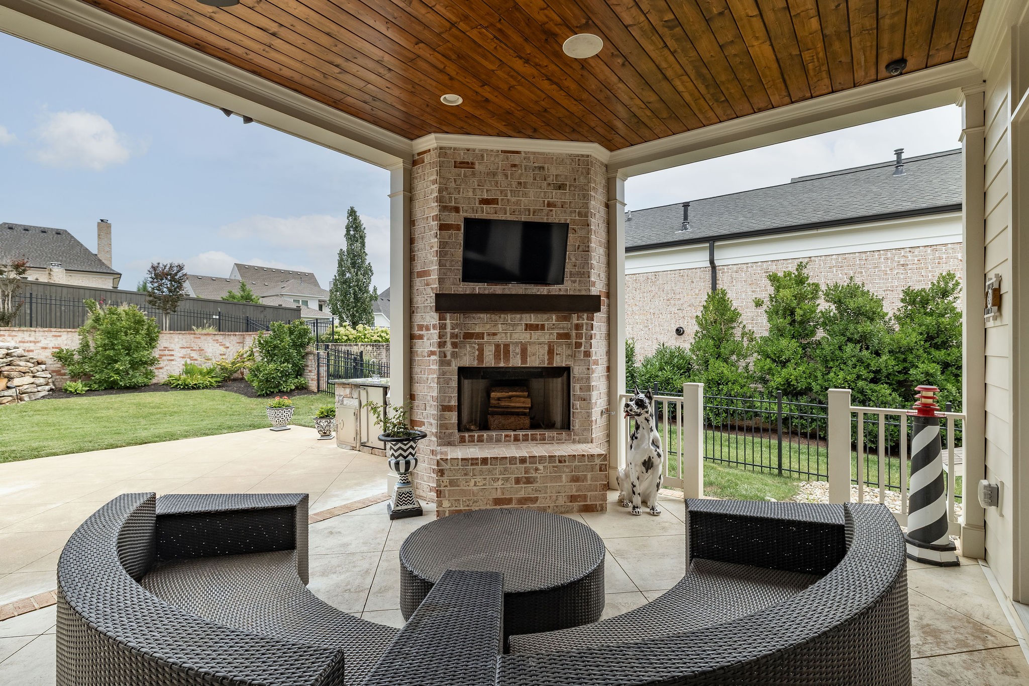 813 Stonewater Blvd