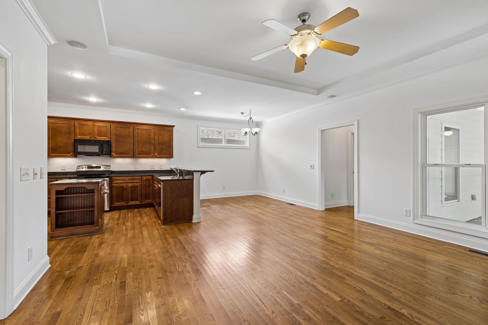 312 Starling Ln