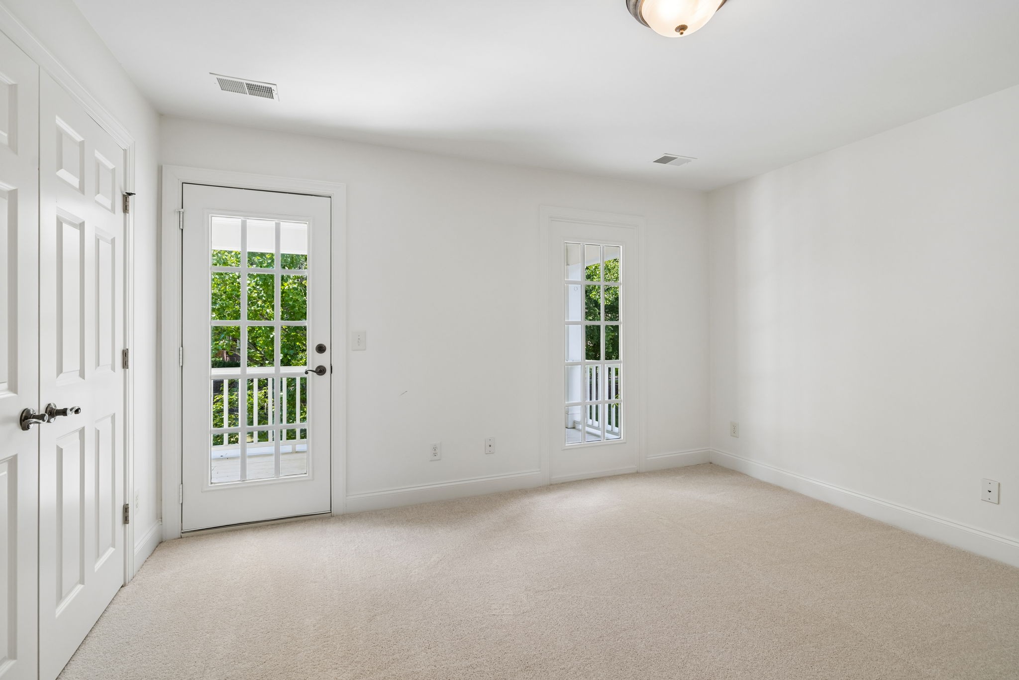 312 Starling Ln