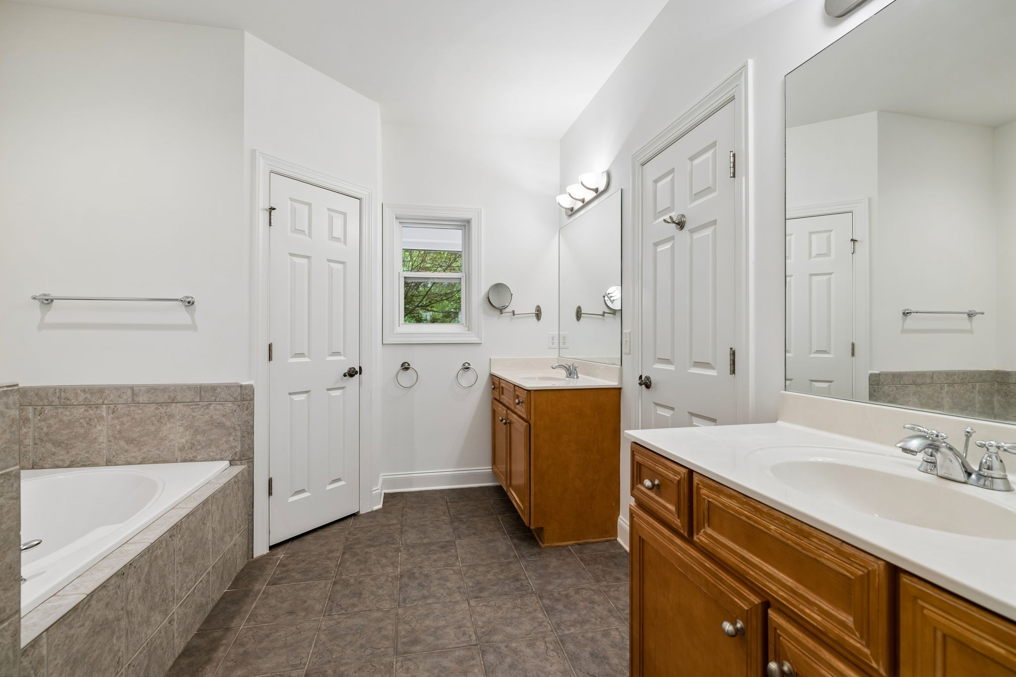312 Starling Ln