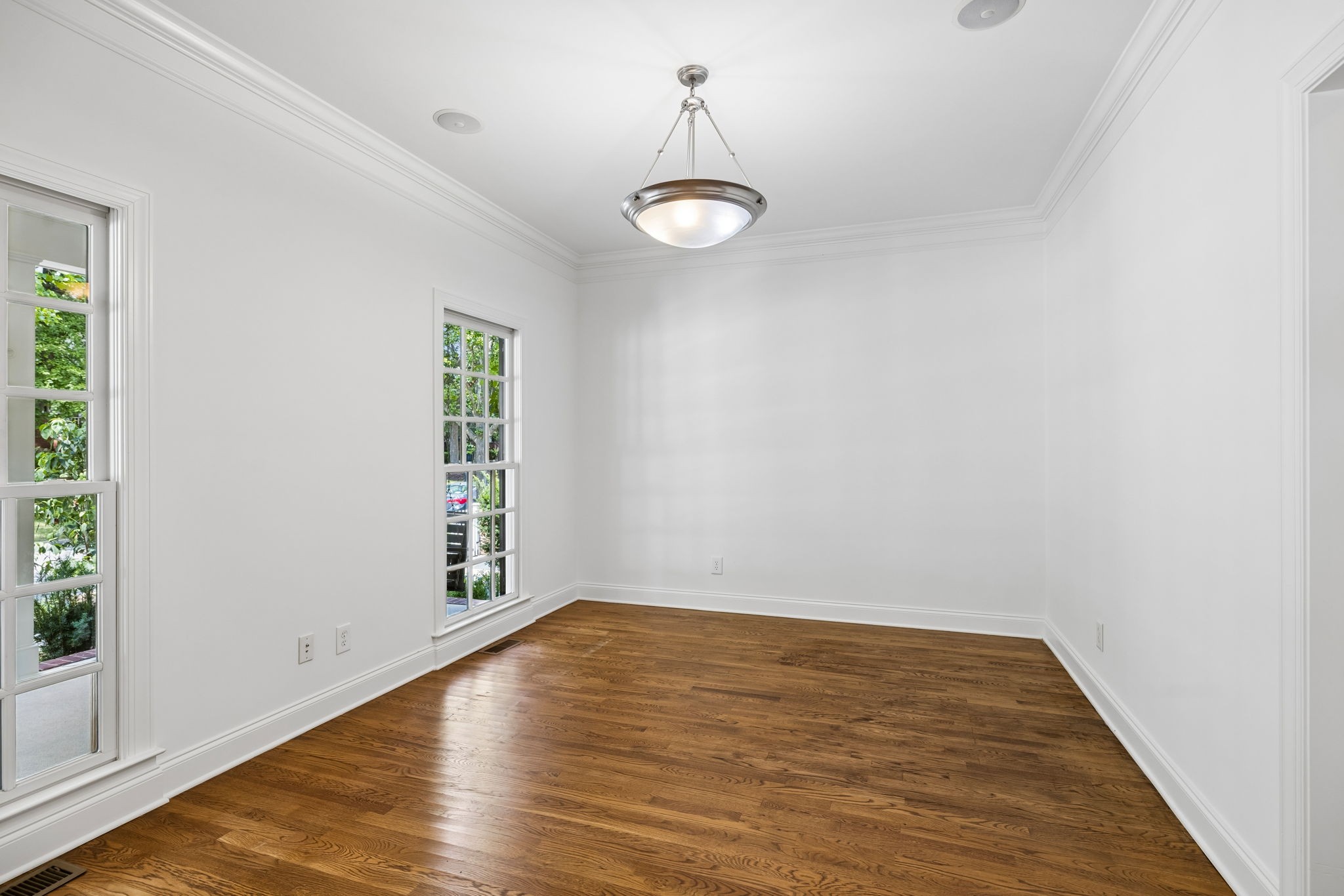 312 Starling Ln