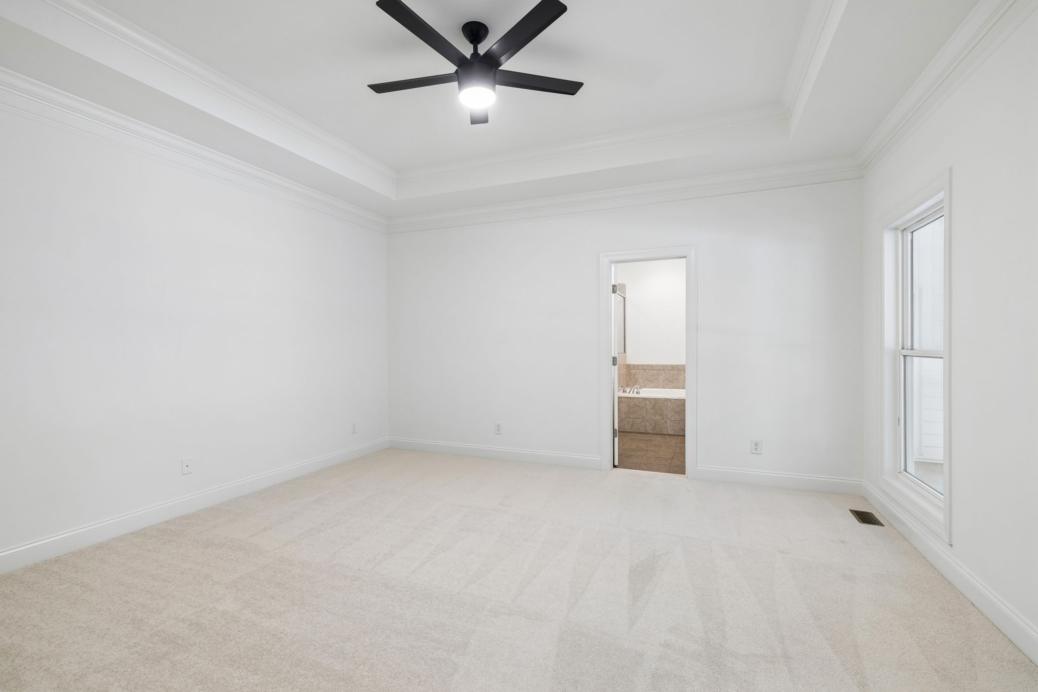 312 Starling Ln