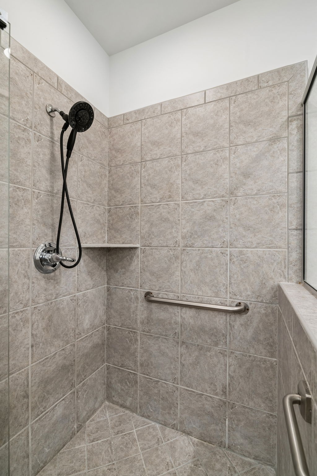 312 Starling Ln