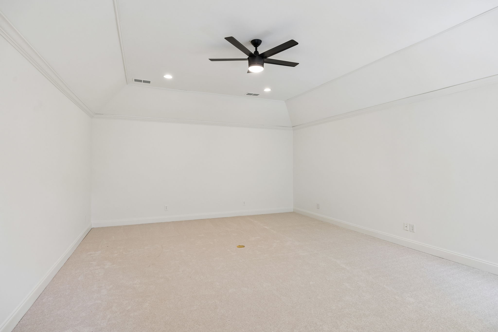312 Starling Ln