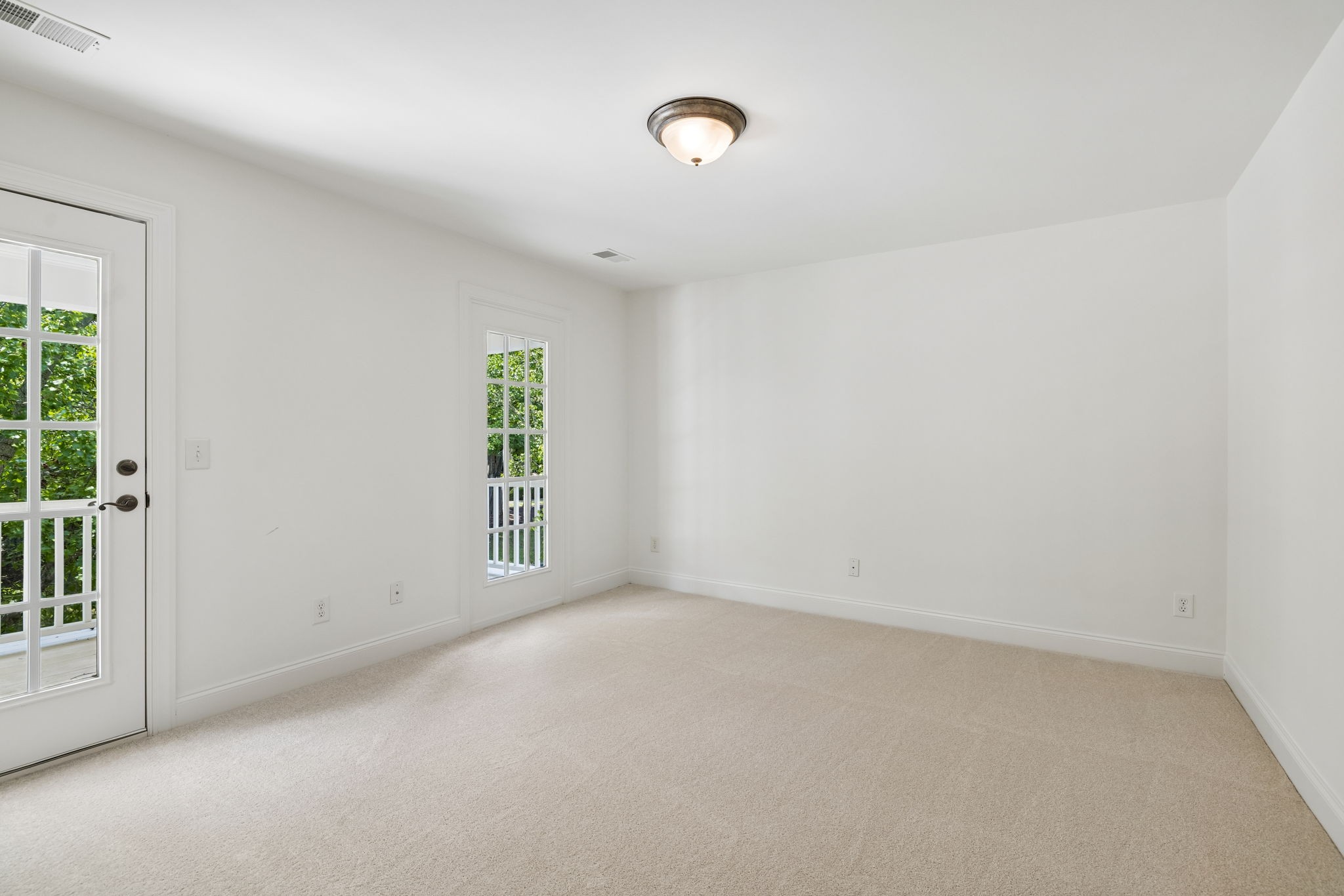 312 Starling Ln