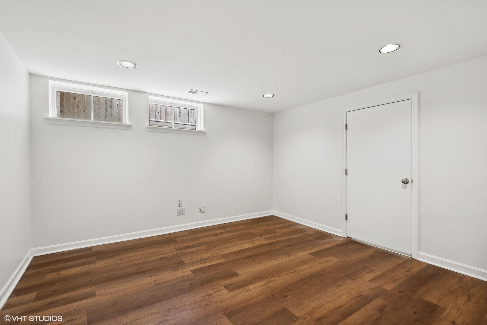1234 Isabella Street
