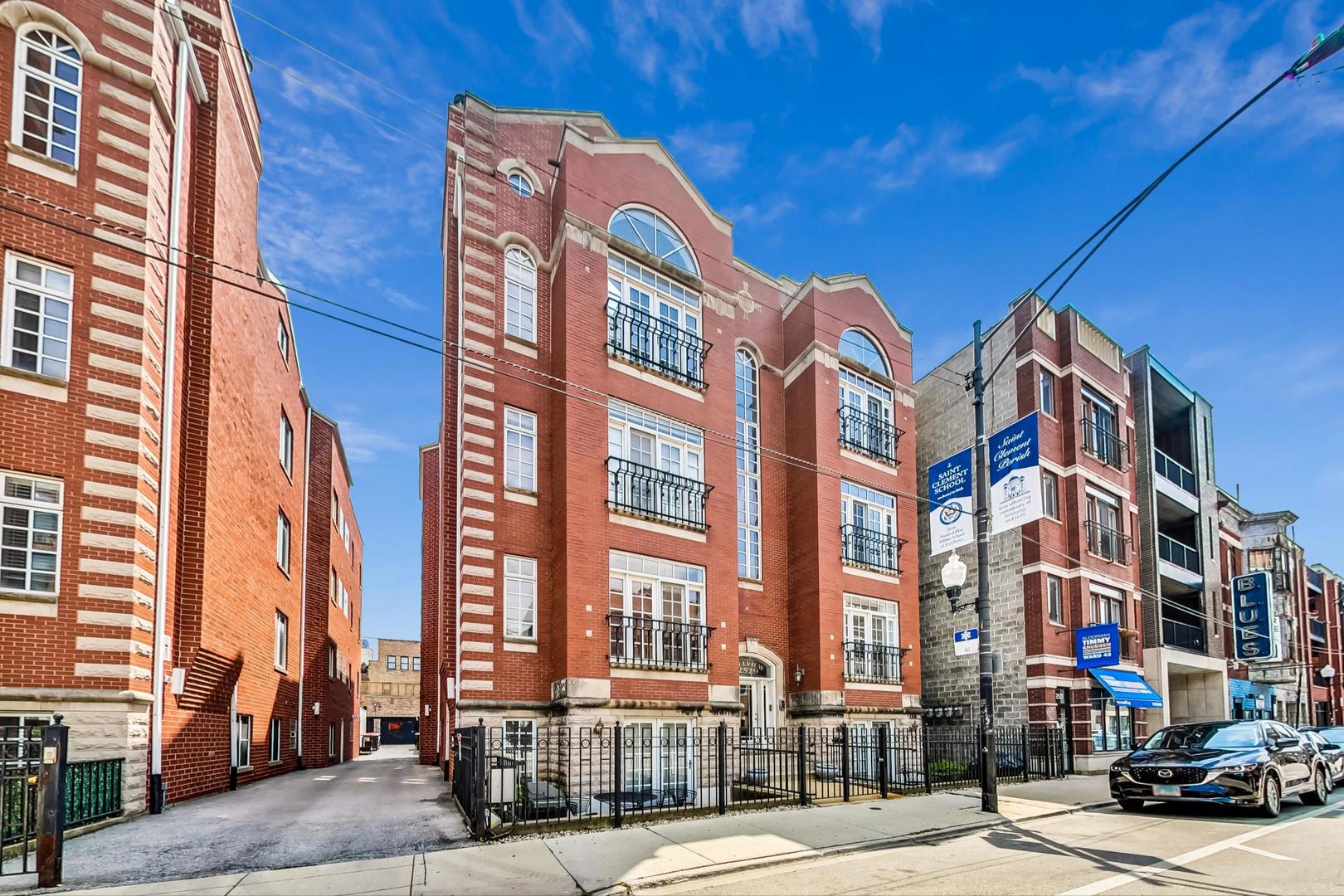 2529 N Halsted Street Unit: 3S