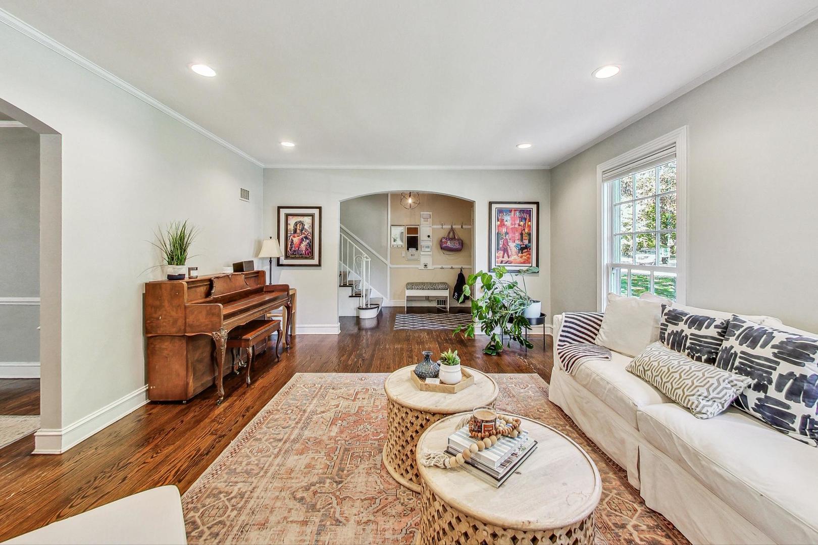 1307 Richmond Lane