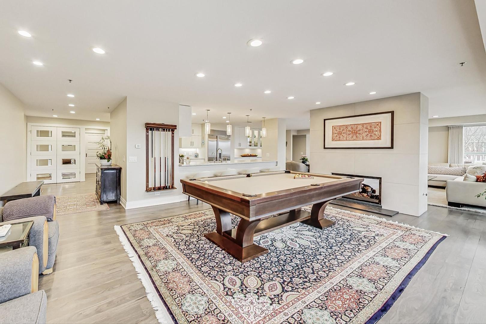 5040 ARBOR Lane Unit: 301
