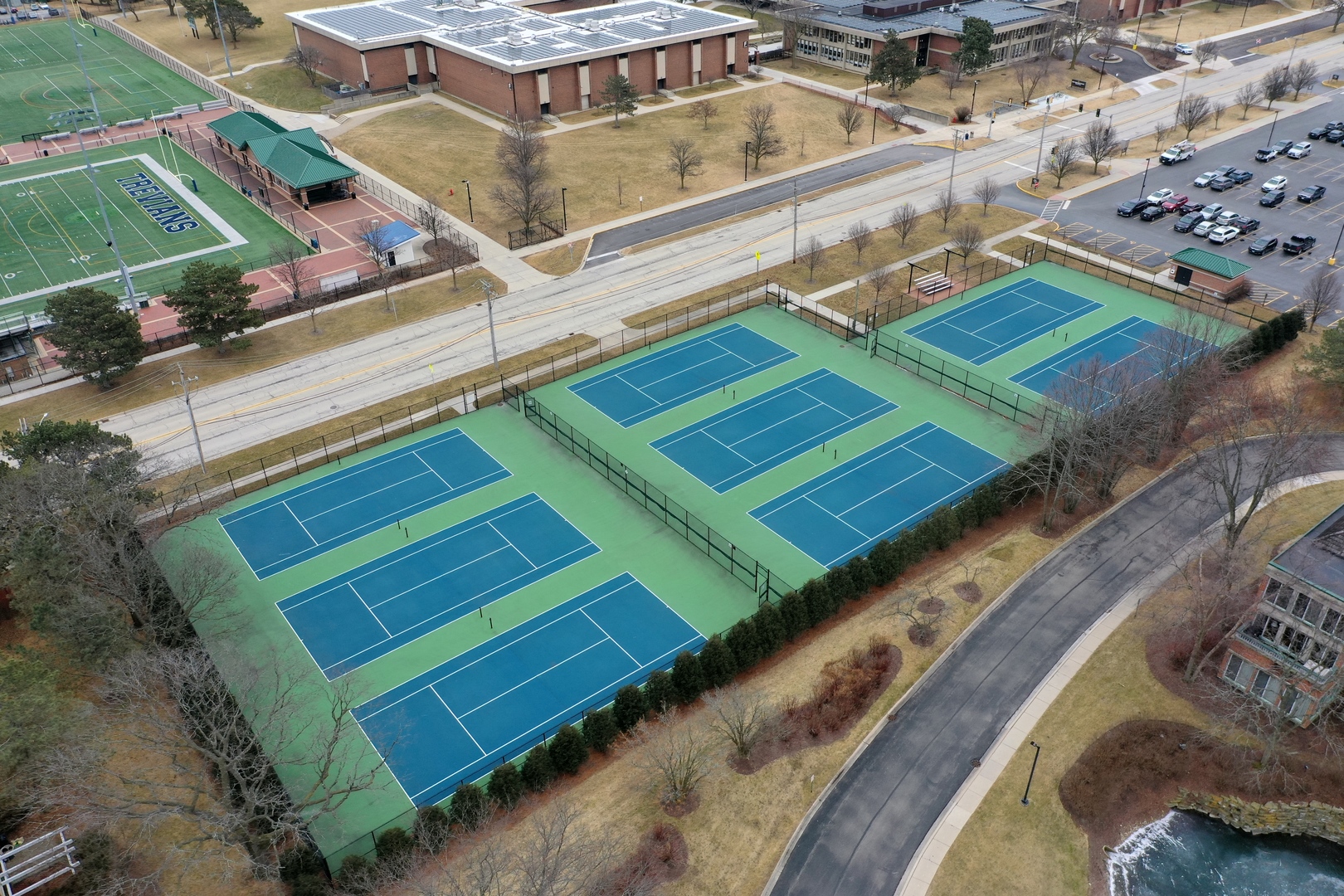 5040 ARBOR Lane Unit: 301