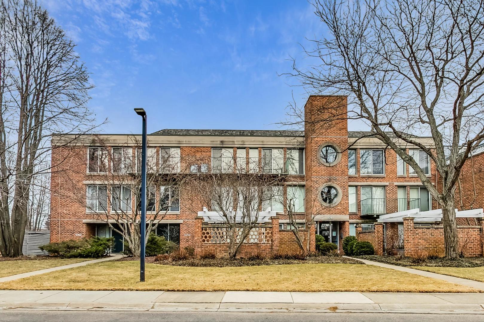 5040 ARBOR Lane Unit: 301