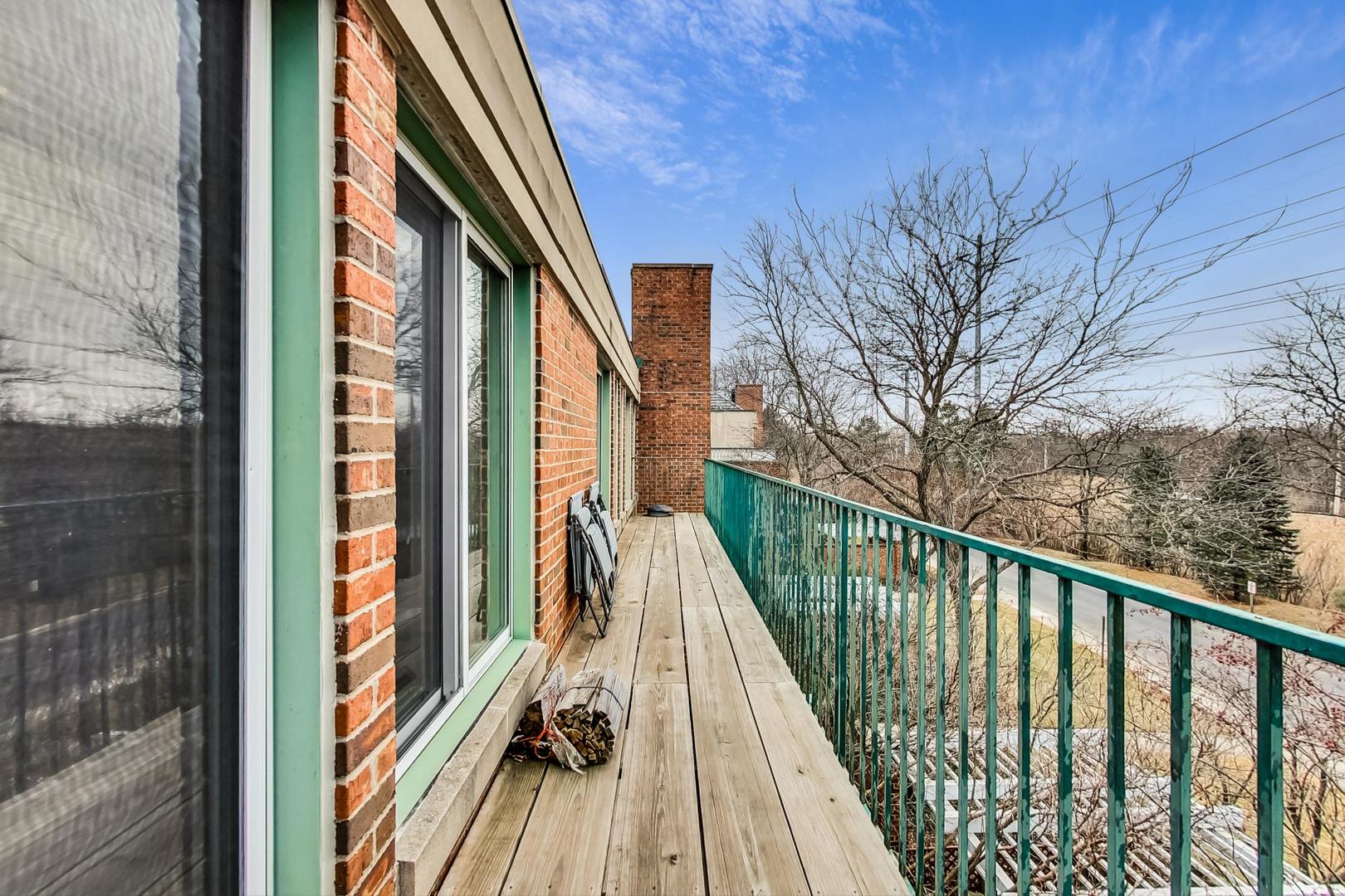 5040 ARBOR Lane Unit: 301
