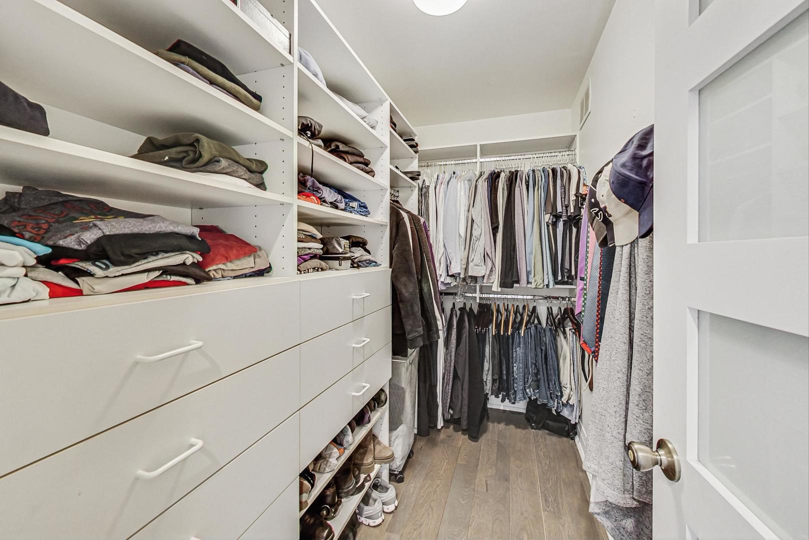 5040 ARBOR Lane Unit: 301
