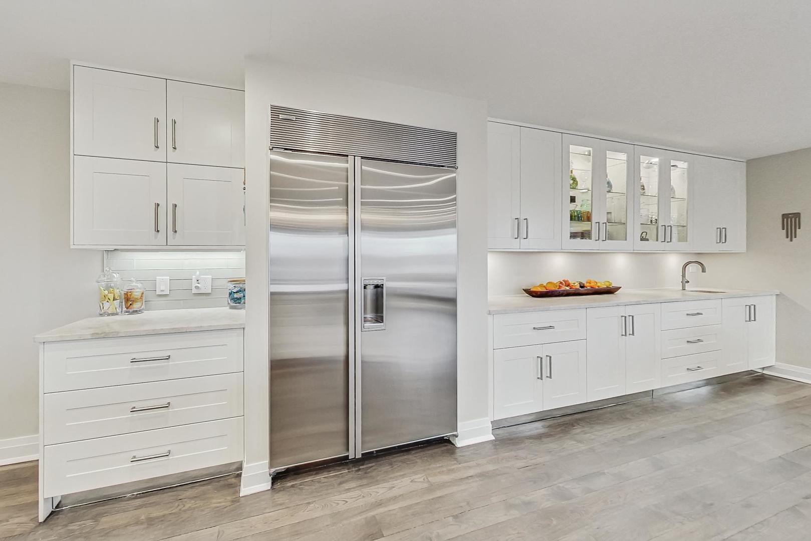 5040 ARBOR Lane Unit: 301