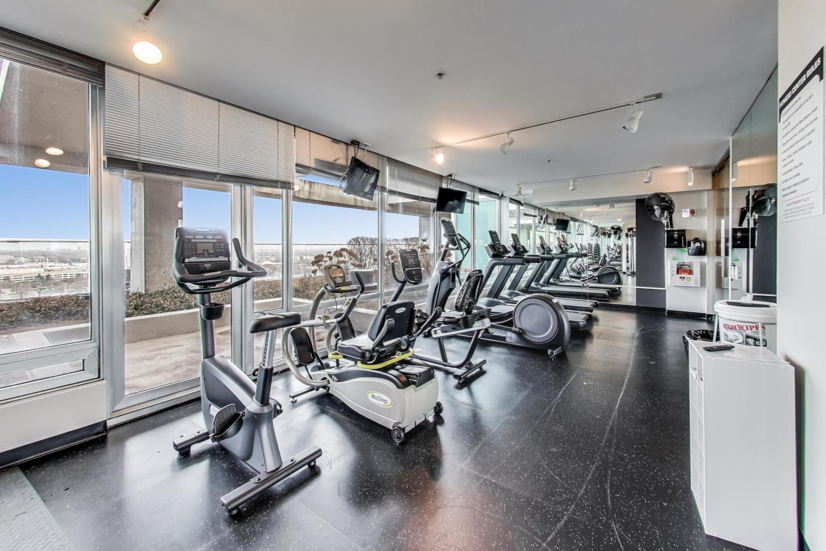 9655 Woods Drive Unit: 1807