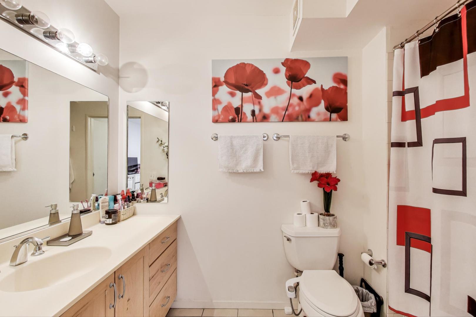 9655 Woods Drive Unit: 1807