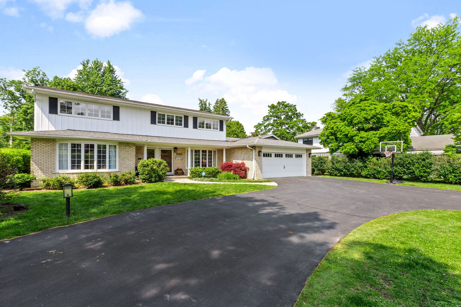 2510 Marian Lane
