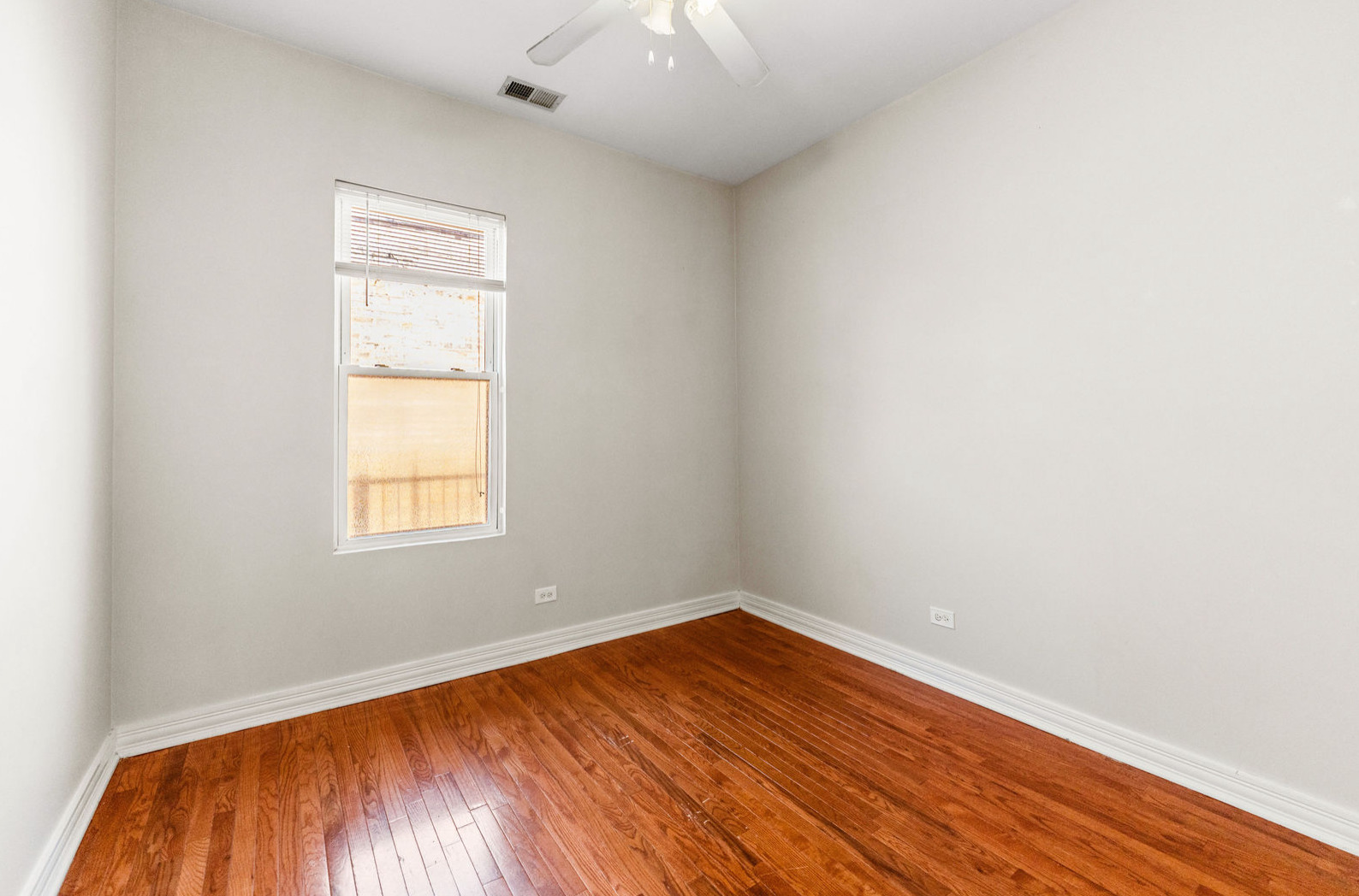 3264 W Wrightwood Avenue Unit: 2