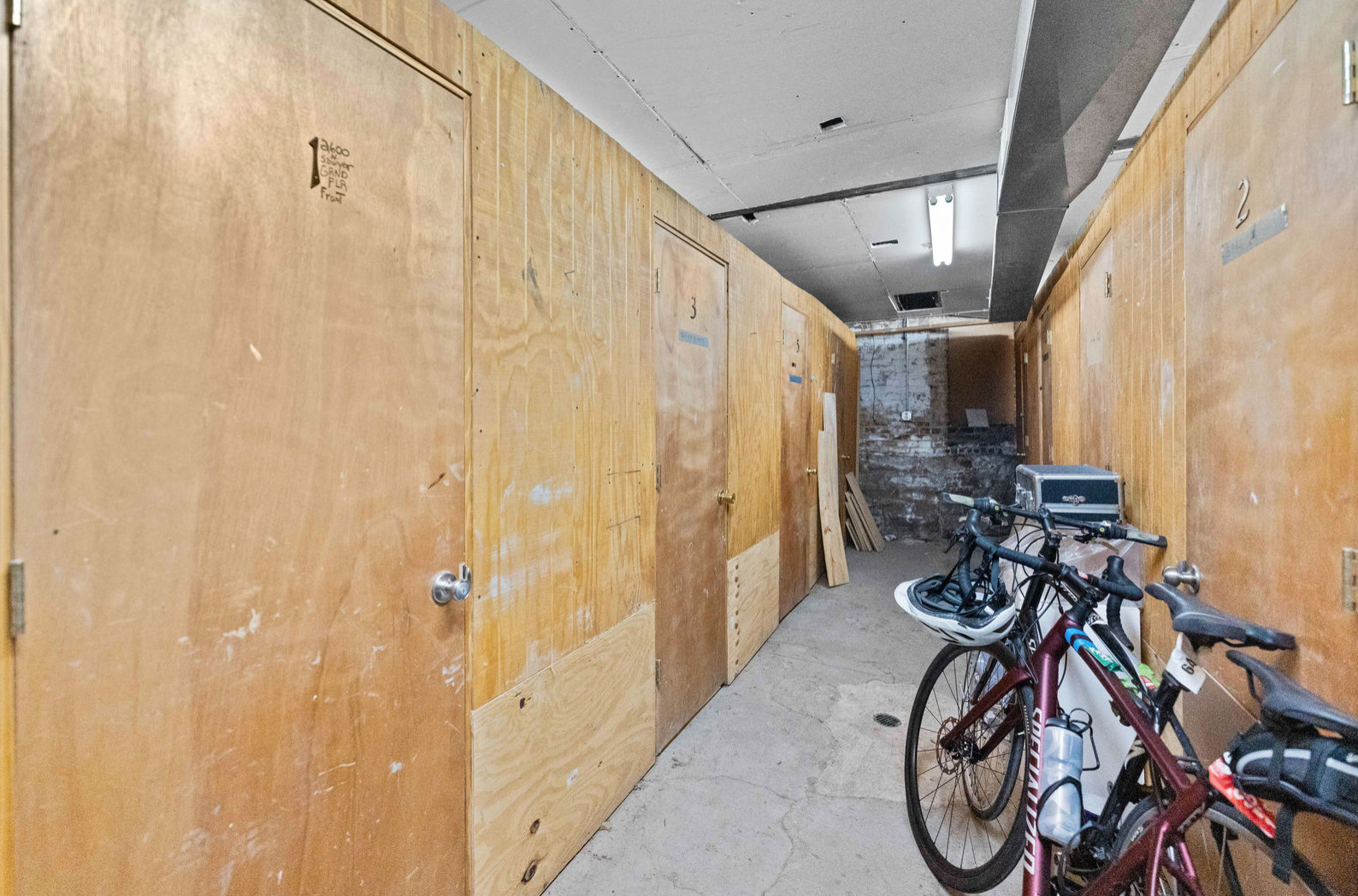 3264 W Wrightwood Avenue Unit: 2