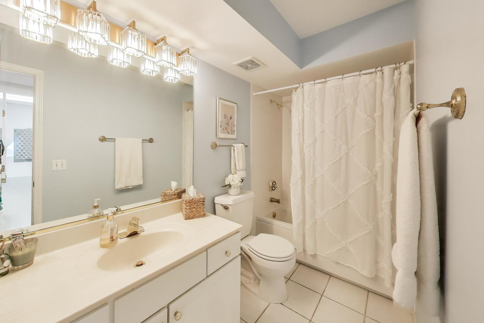 1234 Depot Street Unit: 203
