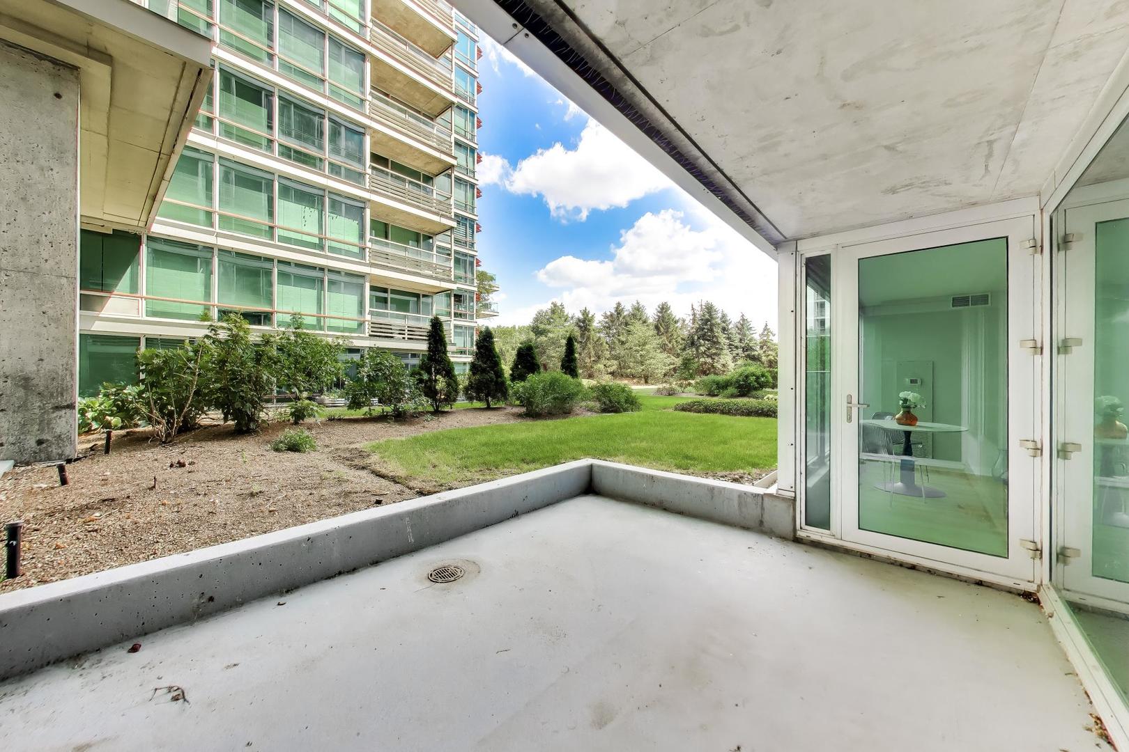 9655 Woods Drive Unit: 403