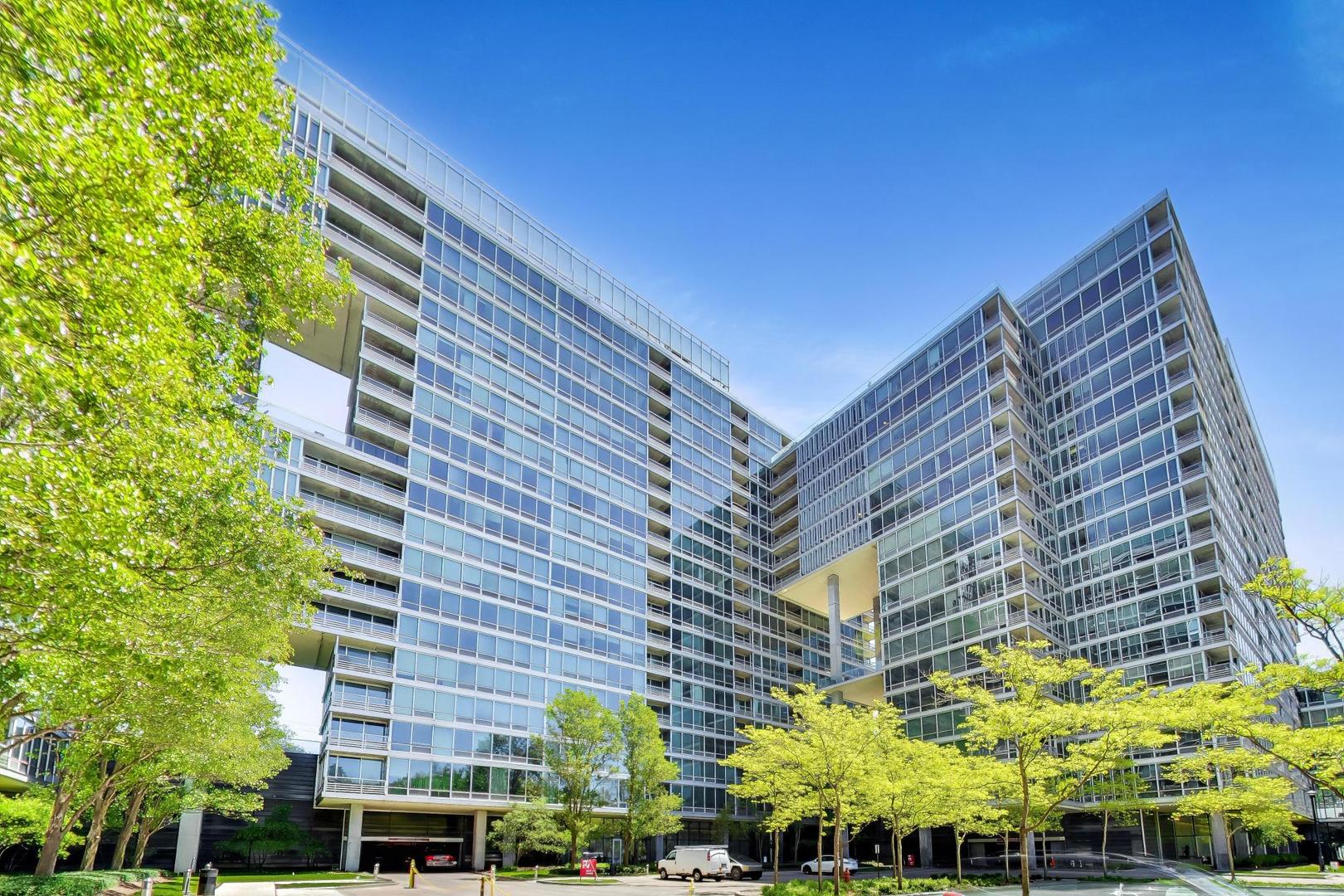 9655 Woods Drive Unit: 403