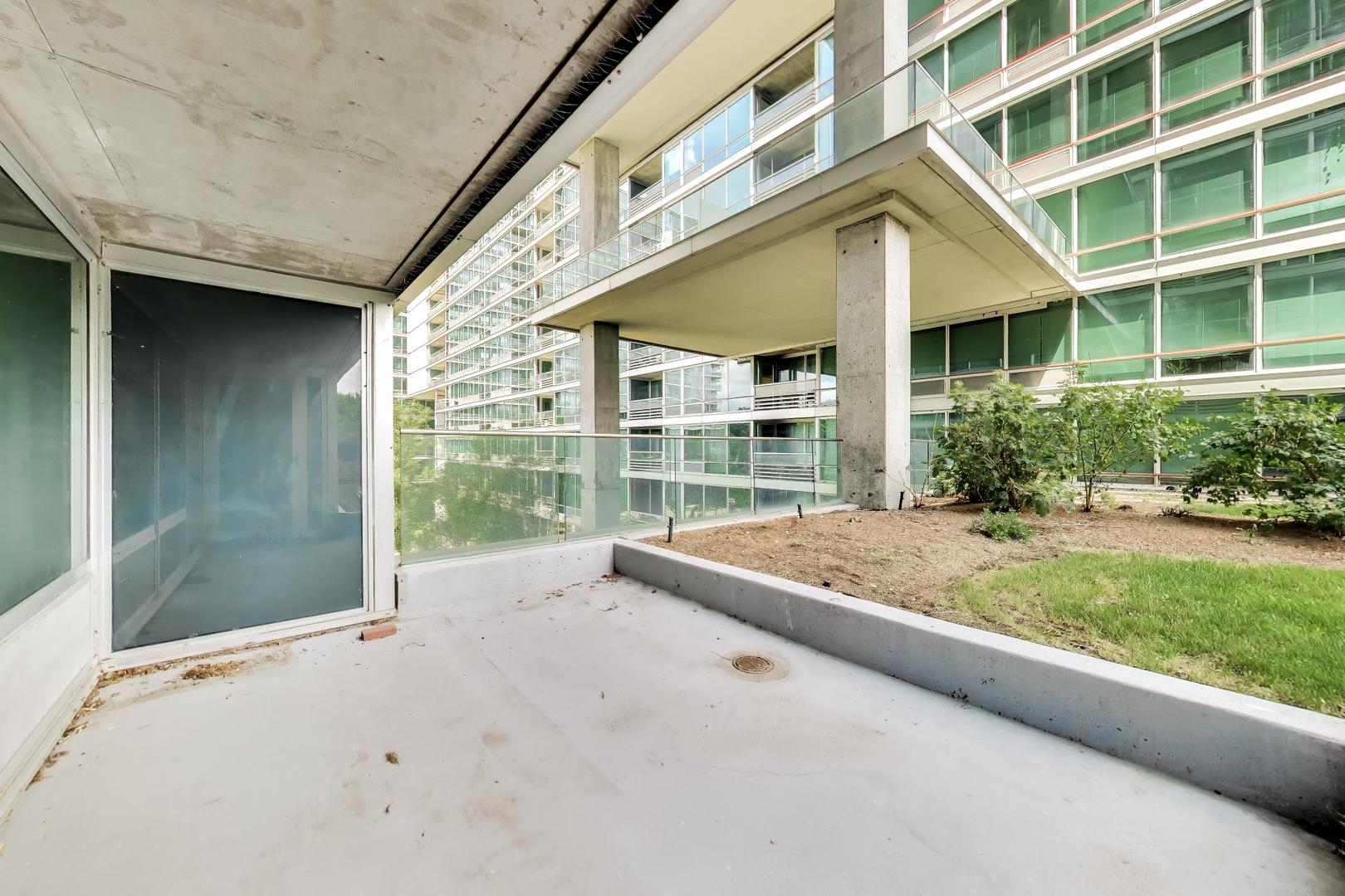 9655 Woods Drive Unit: 403