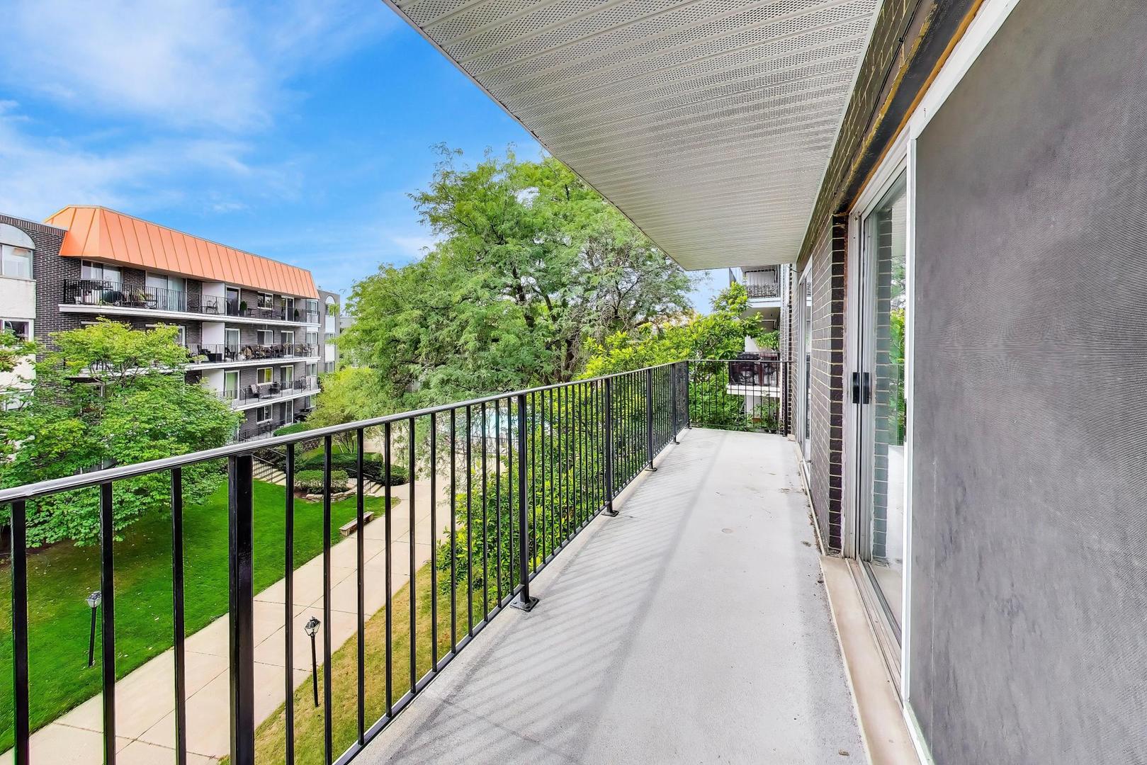 9530 Lamon Avenue Unit: 316