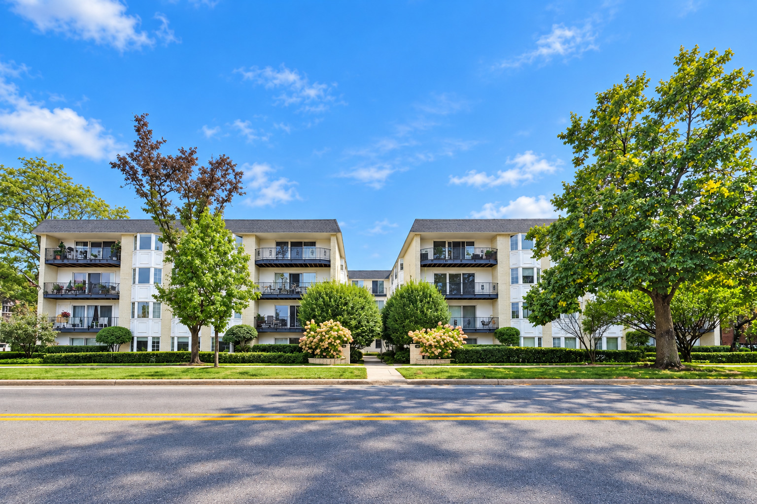 701 Ridge Road Unit: 3B