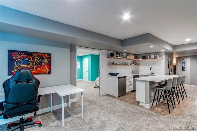 11043 Valleybrook Circle