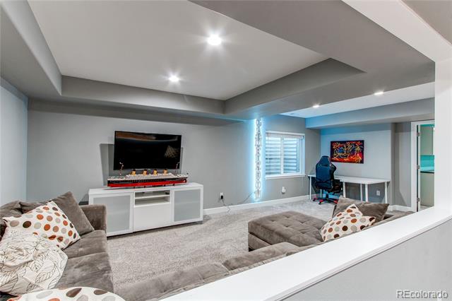 11043 Valleybrook Circle