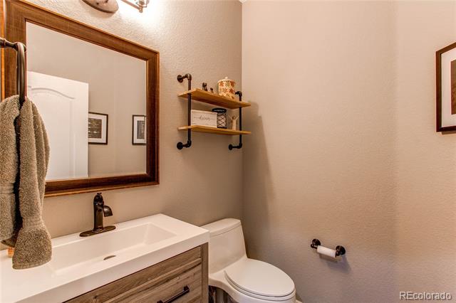 11043 Valleybrook Circle