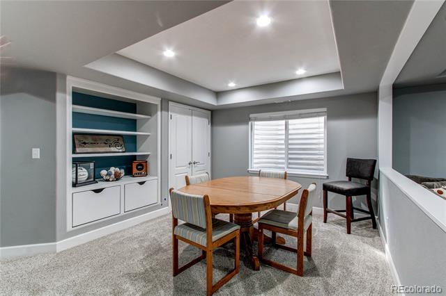 11043 Valleybrook Circle