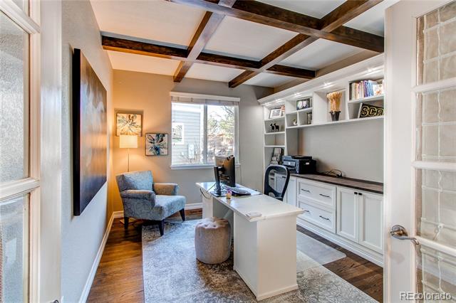 11043 Valleybrook Circle