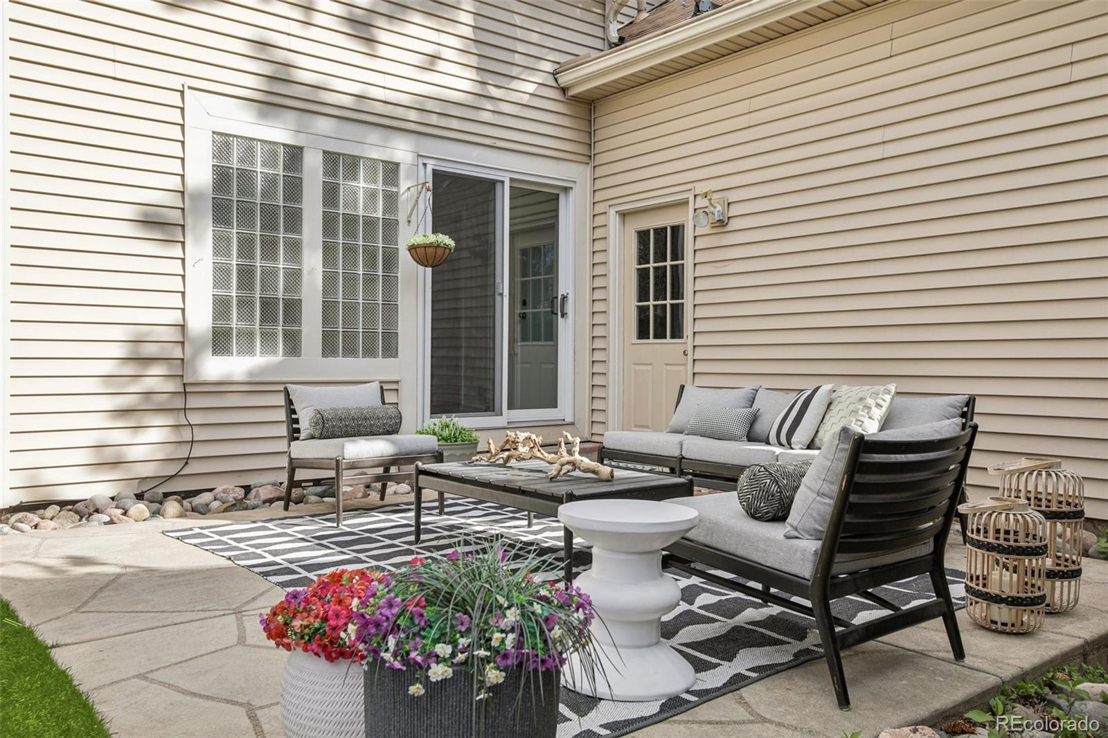 9237 W Nichols Place