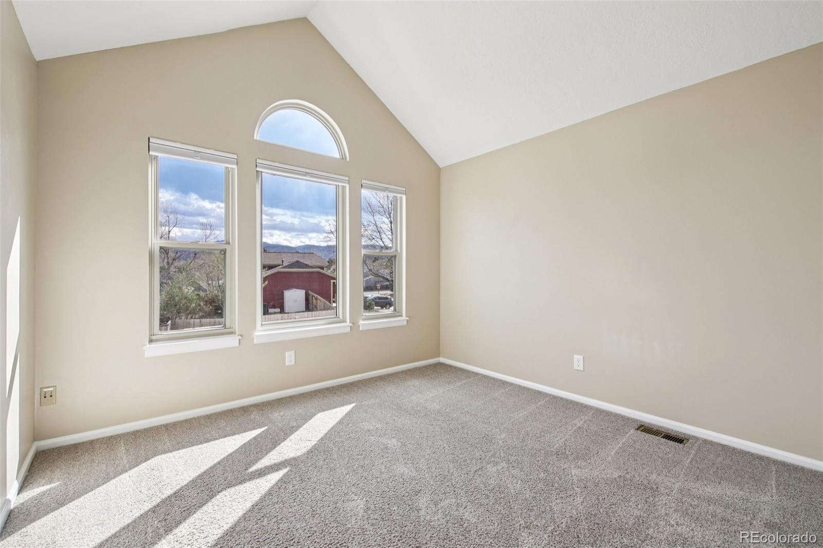 9237 W Nichols Place