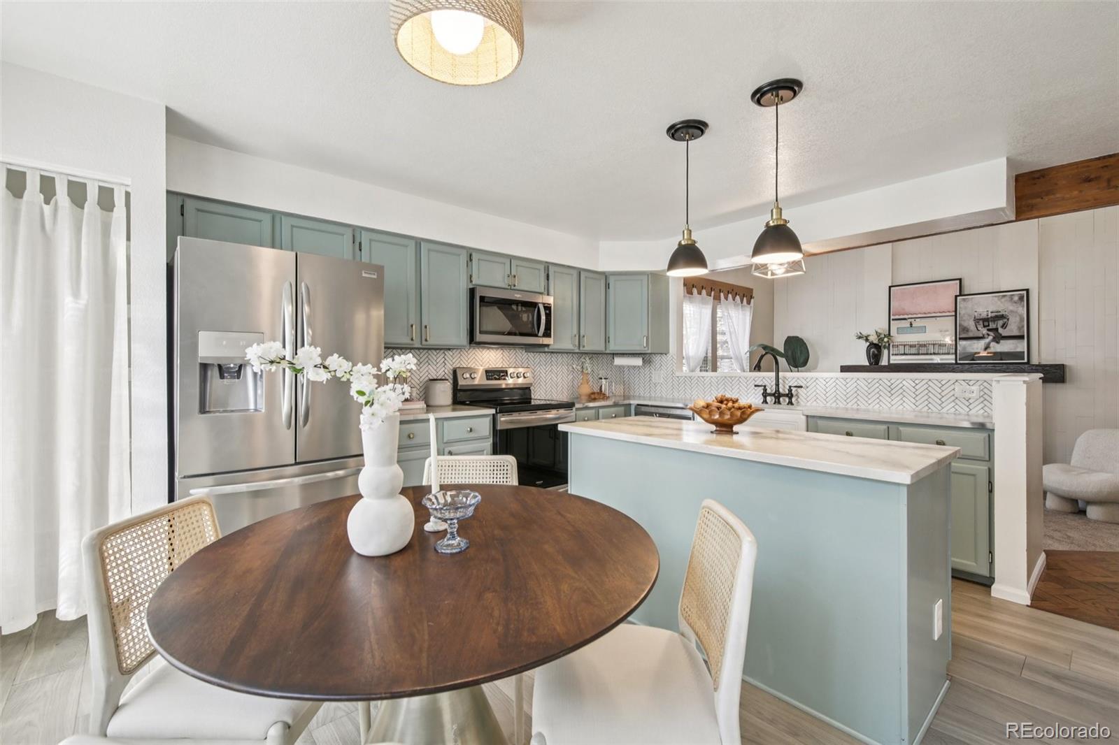 9237 W Nichols Place