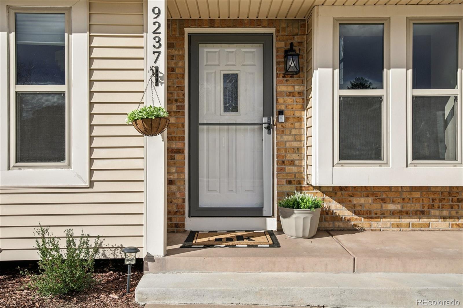 9237 W Nichols Place