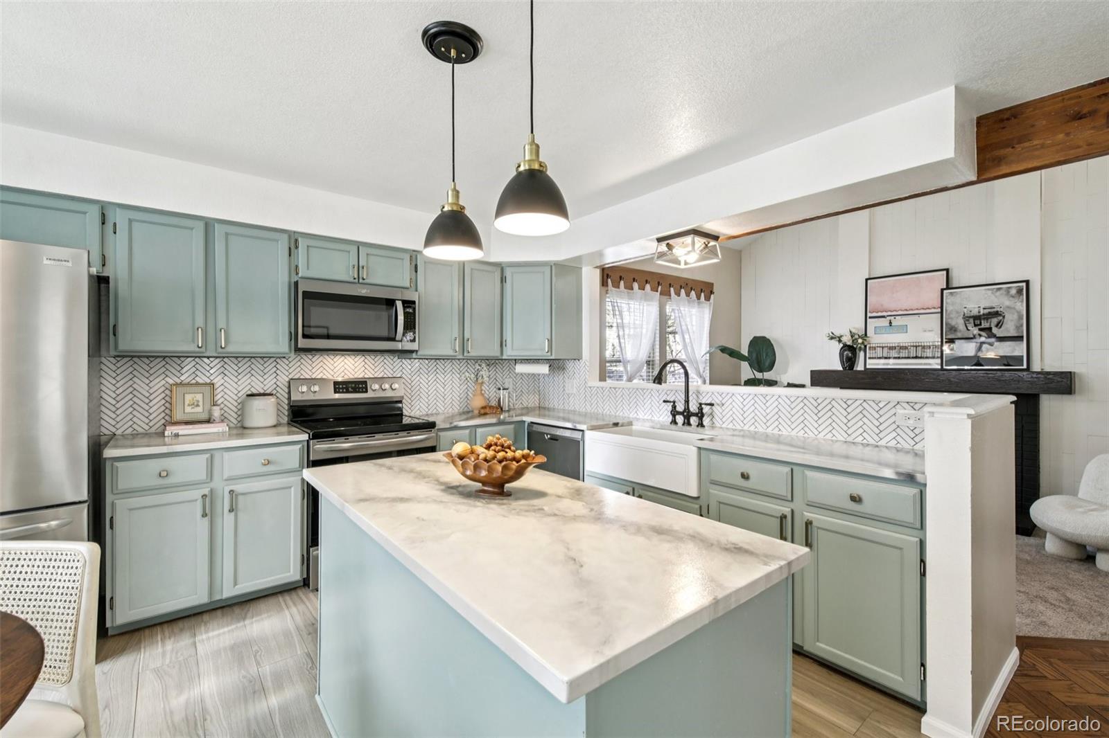 9237 W Nichols Place