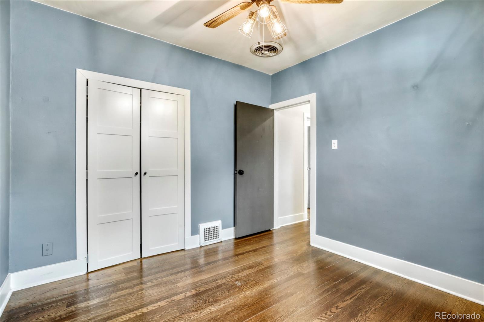 2950 W 39th Avenue