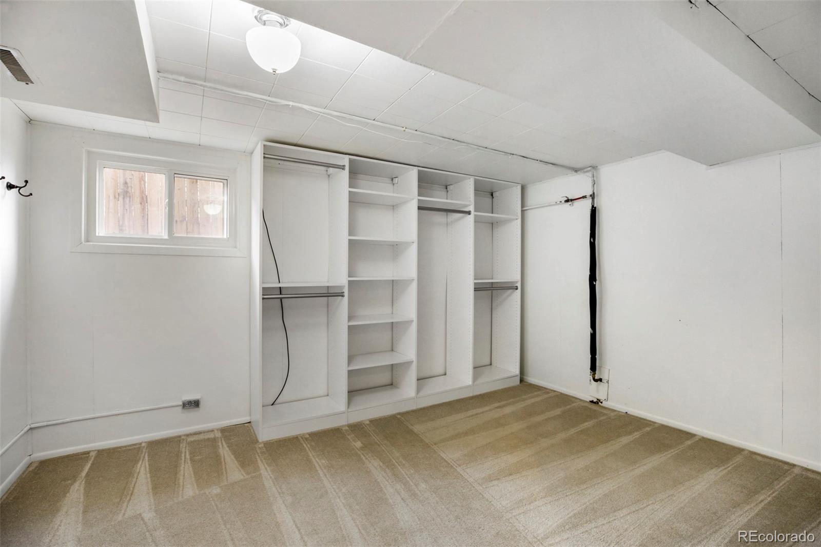 2950 W 39th Avenue