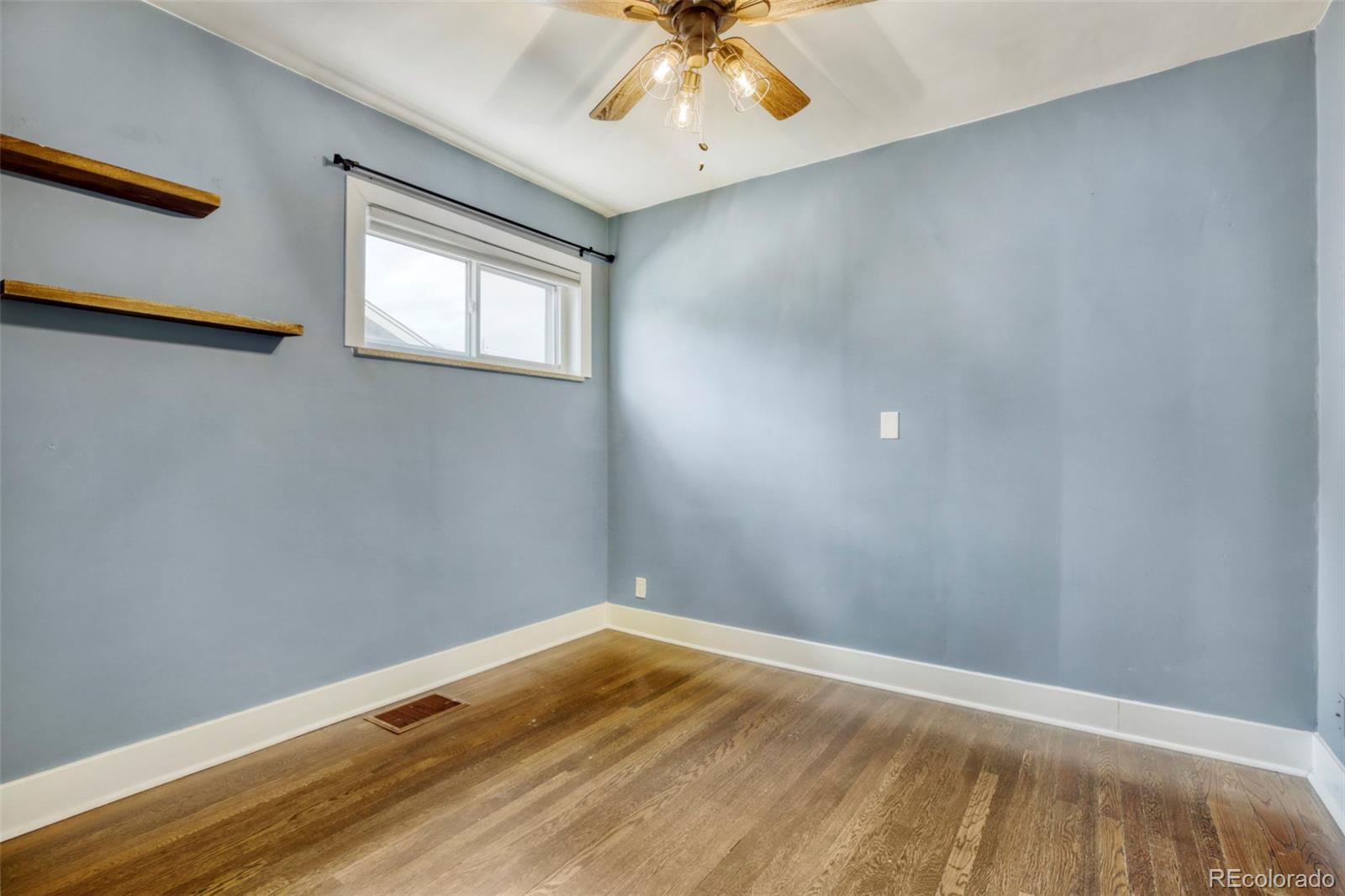 2950 W 39th Avenue