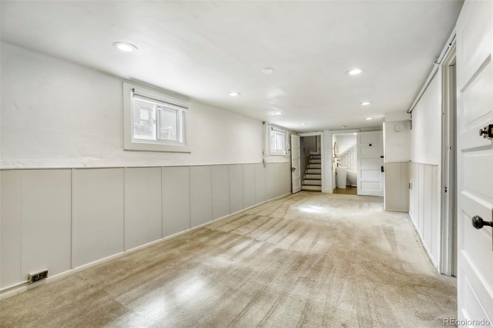 2950 W 39th Avenue