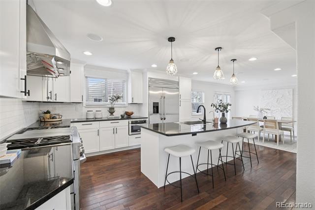 8262 Johnson Court