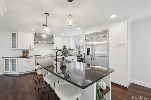8262 Johnson Court