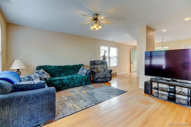 838 Mockingbird Lane