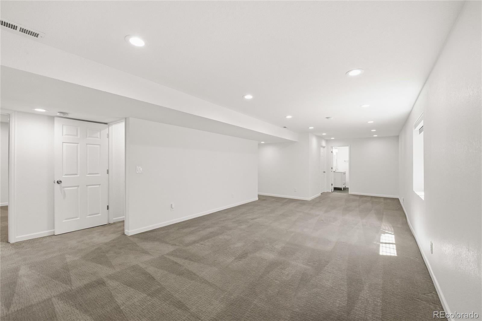 2108 W 54th Avenue