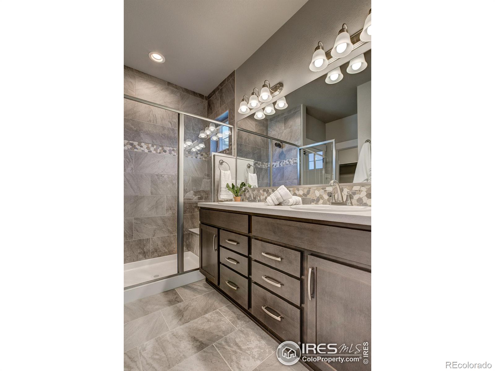 4112 Trapper Lake Drive